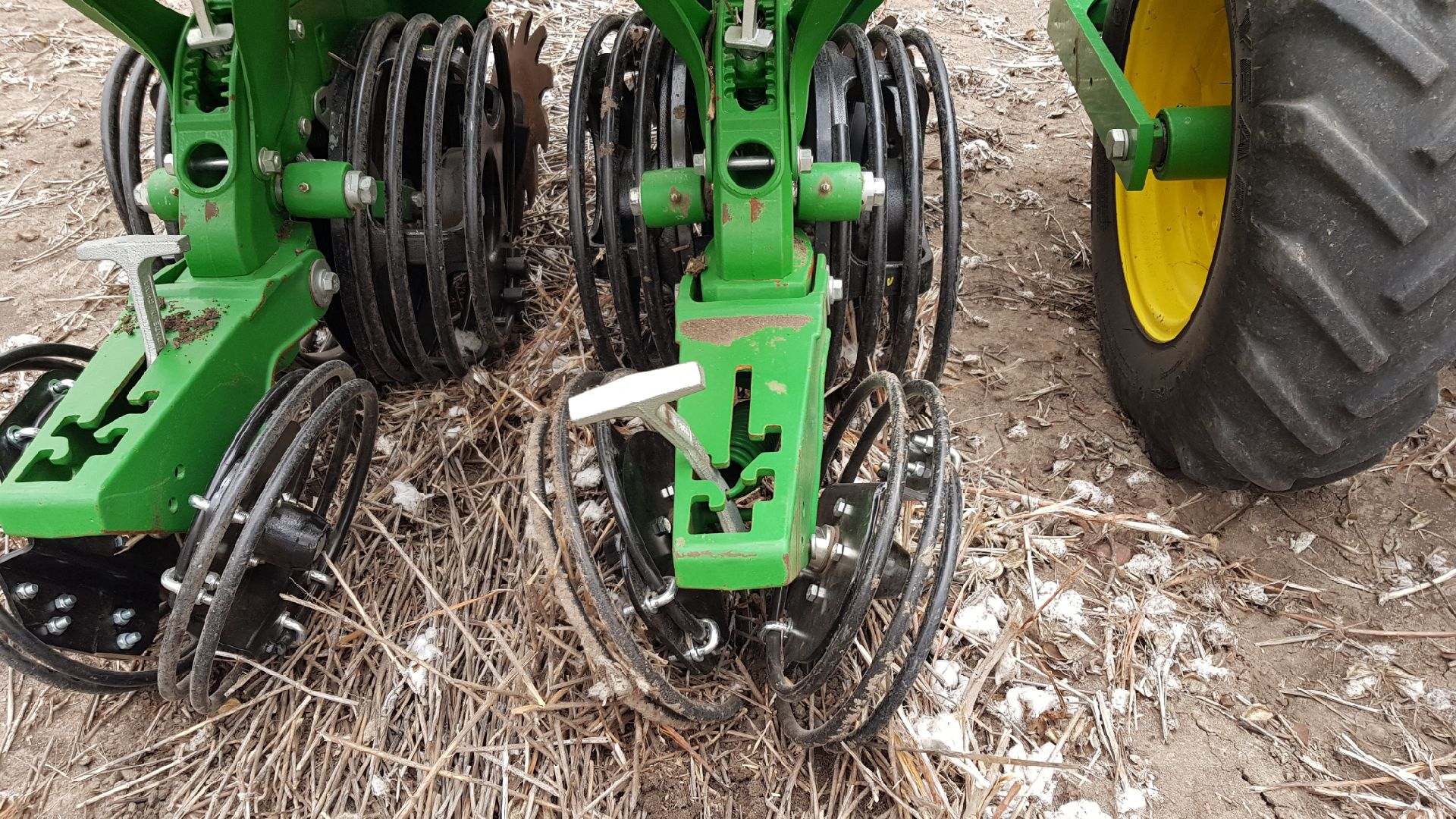 RYAN NT Coil Depth Gauge and closing wheels on John Deere planter